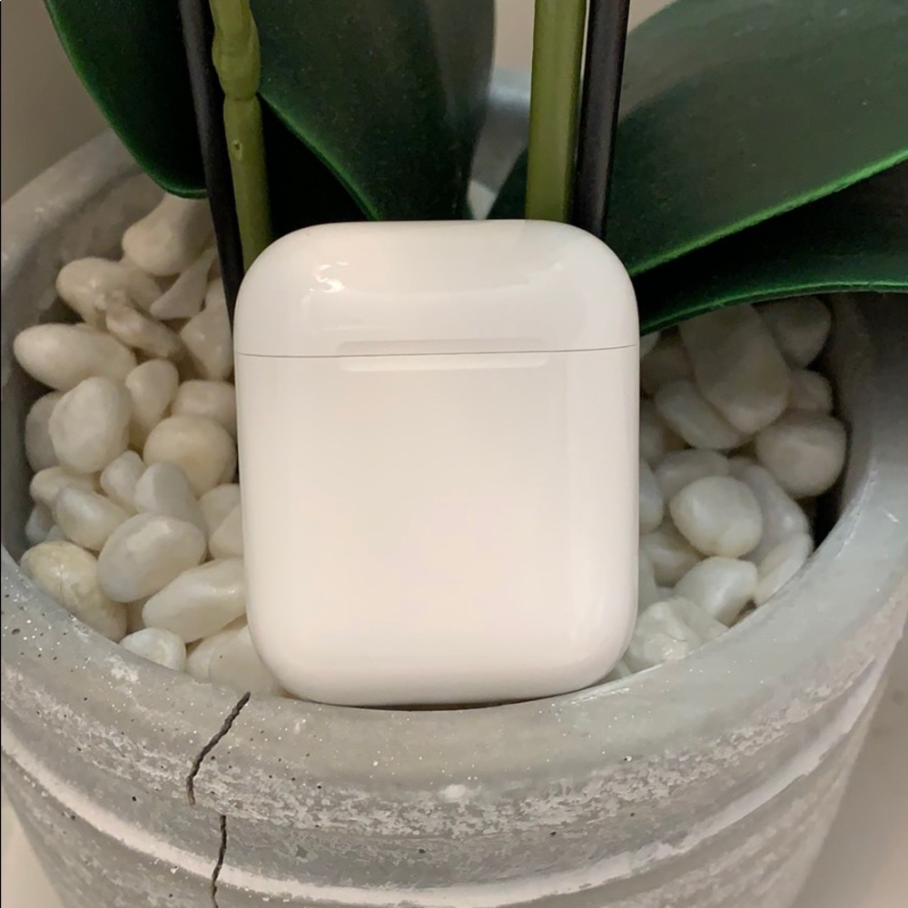 Apple AirPods
